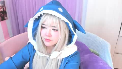 Snapshot of hell_fairy chatting on 24, 10, 2025 Laura online show from 24, 10, 2025