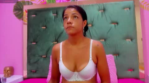 Snapshot of hellen__4master chatting on 17, 9, 2025 Hellen online show from 17, 9, 2025