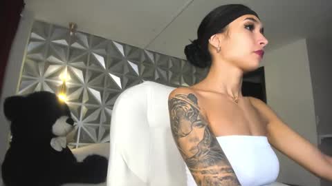 Snapshot of hellen_tease chatting on 16, 12, 2025 Hellen online show from 16, 12, 2025