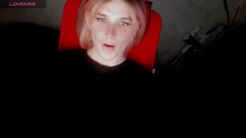 Snapshot of hellenspellman chatting on 9, 10, 2025 Helen Spellman online show from 9, 10, 2025