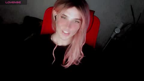 Snapshot of hellenspellman chatting on 12, 10, 2025 Helen Spellman online show from 12, 10, 2025