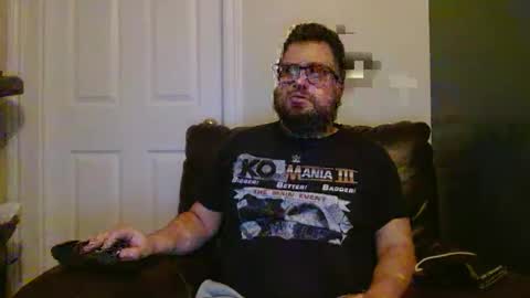 Snapshot of hellflow chatting on 6, 1, 2025 hellflow online show from 6, 1, 2025