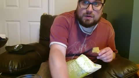 Snapshot of hellflow chatting on 25, 9, 2025 hellflow online show from 25, 9, 2025