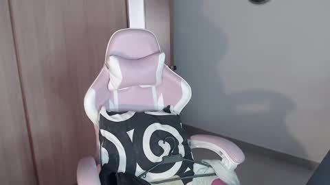 Snapshot of hello_demonkitty chatting on 16, 9, 2025 SIMONA  online show from 16, 9, 2025