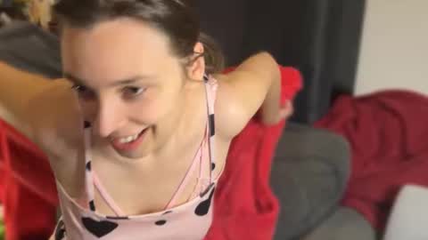 Katie 3 online show from 22, 3, 2026