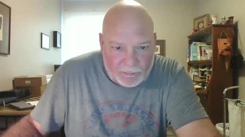 Snapshot of helloforfun111 chatting on 11, 10, 2025 helloforfun111 online show from 11, 10, 2025