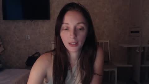 Snapshot of hellokittykaty chatting on 19, 12, 2024 Victory online show from 19, 12, 2024