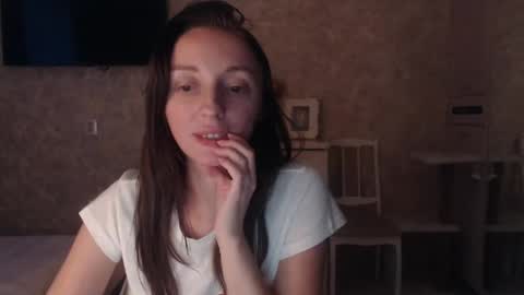 Snapshot of hellokittykaty chatting on 24, 12, 2024 Victory online show from 24, 12, 2024