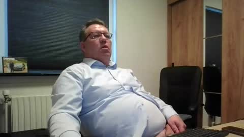 henrikrp1971 online show from 12, 2, 2026