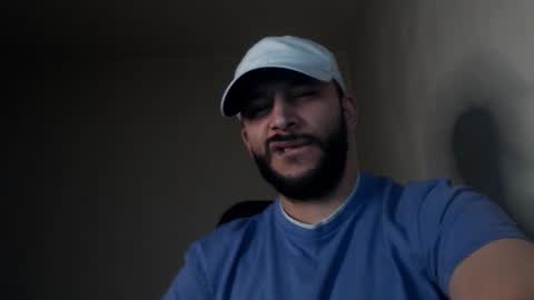 Snapshot of henryaxe chatting on 12, 10, 2025 HenryAxe online show from 12, 10, 2025