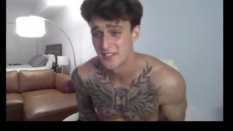 Snapshot of henrydesanti chatting on 6, 3, 2026 henrydesanti online show from 6, 3, 2026