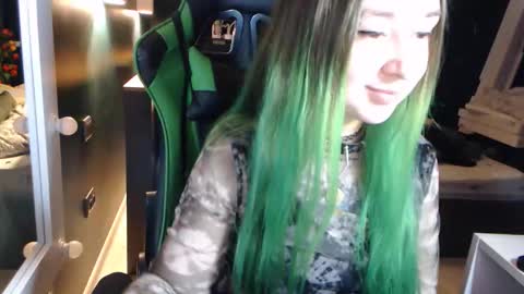 Hentaishiing online show from 29, 10, 2025