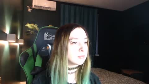 Hentaishiing online show from 26, 6, 2026