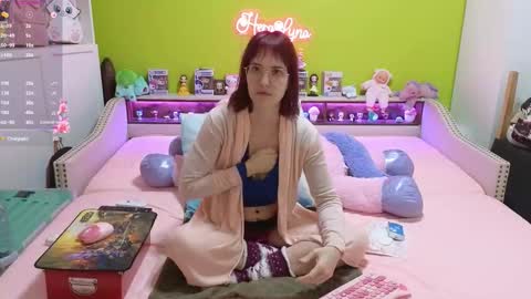 HeraLuna  online show from 7, 1, 2026