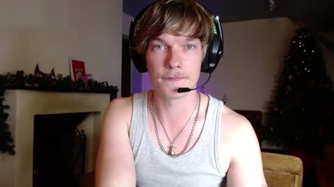 Snapshot of hercules__ chatting on 11, 1, 2025 Gregblonde  Alextattoo online show from 11, 1, 2025