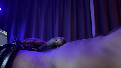 hereforyou29139 online show from 17, 9, 2025