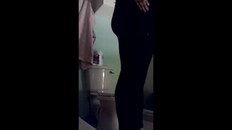 heretostay8989 online show from 2, 4, 2026