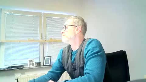 hering76 online show from 1, 4, 2026
