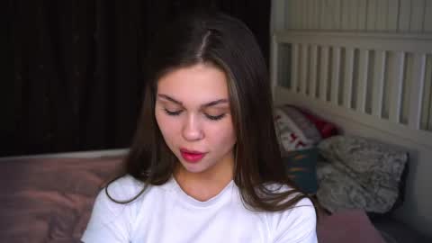 Nicole online show from 29, 4, 2026