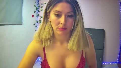 Hestesiaxx online show from 13, 12, 2024