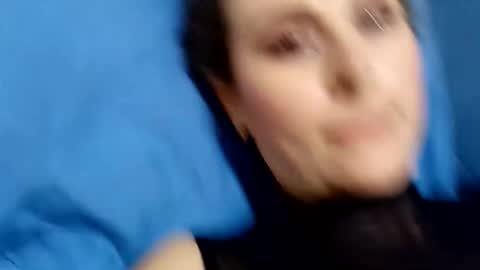 Hestesiaxx online show from 24, 11, 2025