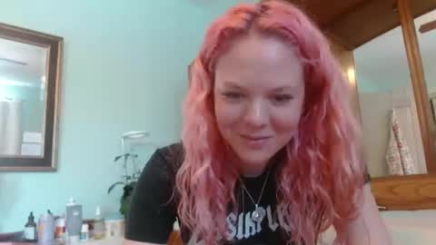 Snapshot of hexbunnie chatting on 23, 2, 2026 hexbunnie online show from 23, 2, 2026