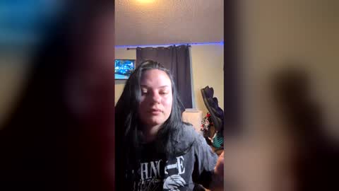 Hexedbymommy online show from 28, 5, 2026