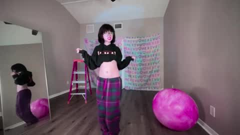 salem online show from 1, 2, 2025