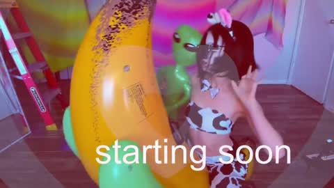 salem online show from 13, 10, 2025