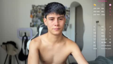 Snapshot of hey_cesard chatting on 1, 10, 2025 hey_cesard online show from 1, 10, 2025