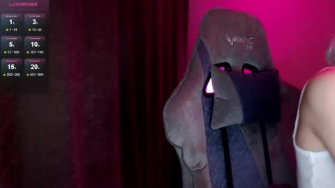  Nora  online show from 22, 9, 2025