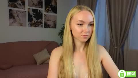 hey_olivia online show from 25, 10, 2025
