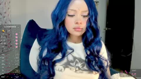 Snapshot of heybambino_ chatting on 21, 5, 2026 Bambi.....Help me get 100 likes in the satisfaction bar. online show from 21, 5, 2026