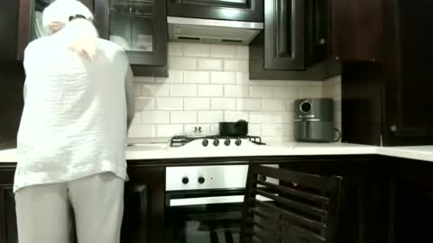 Heyheygrey online show from 28, 10, 2025