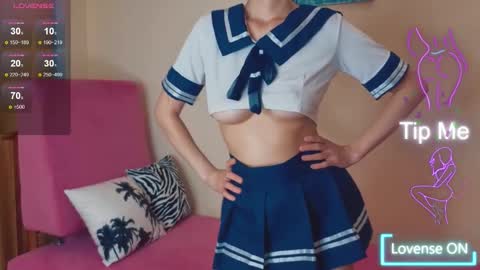 Snapshot of heyitsnaomi chatting on 27, 11, 2025 Naomi online show from 27, 11, 2025