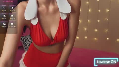 Snapshot of heyitsnaomi chatting on 16, 12, 2025 Naomi online show from 16, 12, 2025