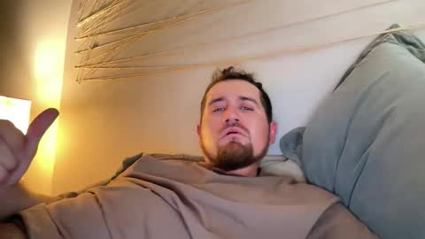 Snapshot of heyitsryan01 chatting on 4, 11, 2025 heyitsryan01 online show from 4, 11, 2025