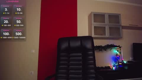 Lina online show from 6, 3, 2025