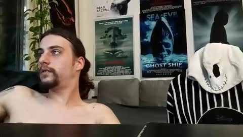 Snapshot of highandhell chatting on 13, 4, 2026 Highandhell online show from 13, 4, 2026