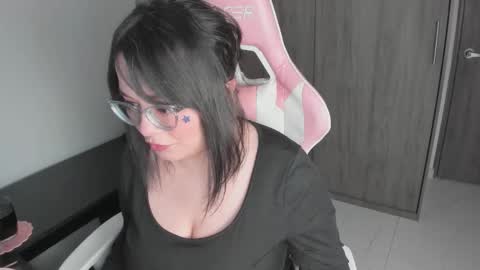 hikaru_arimura online show from 20, 11, 2025