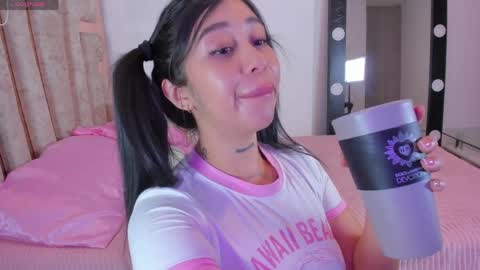 LUNA new account  FOLLOW ME online show from 26, 4, 2026
