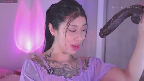 LUNA new account  FOLLOW ME online show from 17, 7, 2026