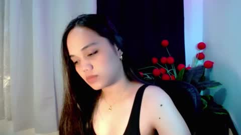 Snapshot of hilarymolly chatting on 13, 1, 2026 hilarymolly online show from 13, 1, 2026