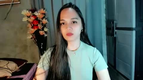 Snapshot of hilarymolly chatting on 11, 2, 2026 hilarymolly online show from 11, 2, 2026