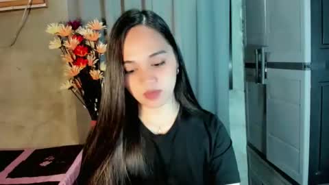 Snapshot of hilarymolly chatting on 12, 2, 2026 hilarymolly online show from 12, 2, 2026