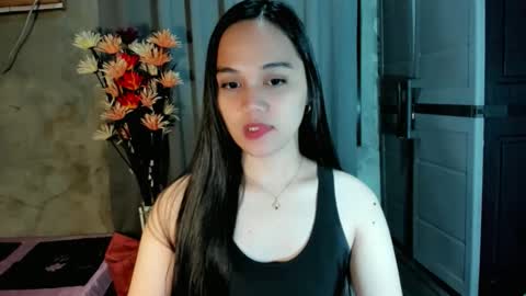 Snapshot of hilarymolly chatting on 20, 2, 2026 hilarymolly online show from 20, 2, 2026