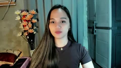 Snapshot of hilarymolly chatting on 2, 3, 2026 hilarymolly online show from 2, 3, 2026