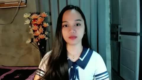 Snapshot of hilarymolly chatting on 6, 3, 2026 hilarymolly online show from 6, 3, 2026