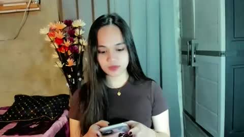 Snapshot of hilarymolly chatting on 17, 3, 2026 hilarymolly online show from 17, 3, 2026