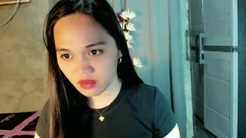 hilarymolly online show from 25, 6, 2026